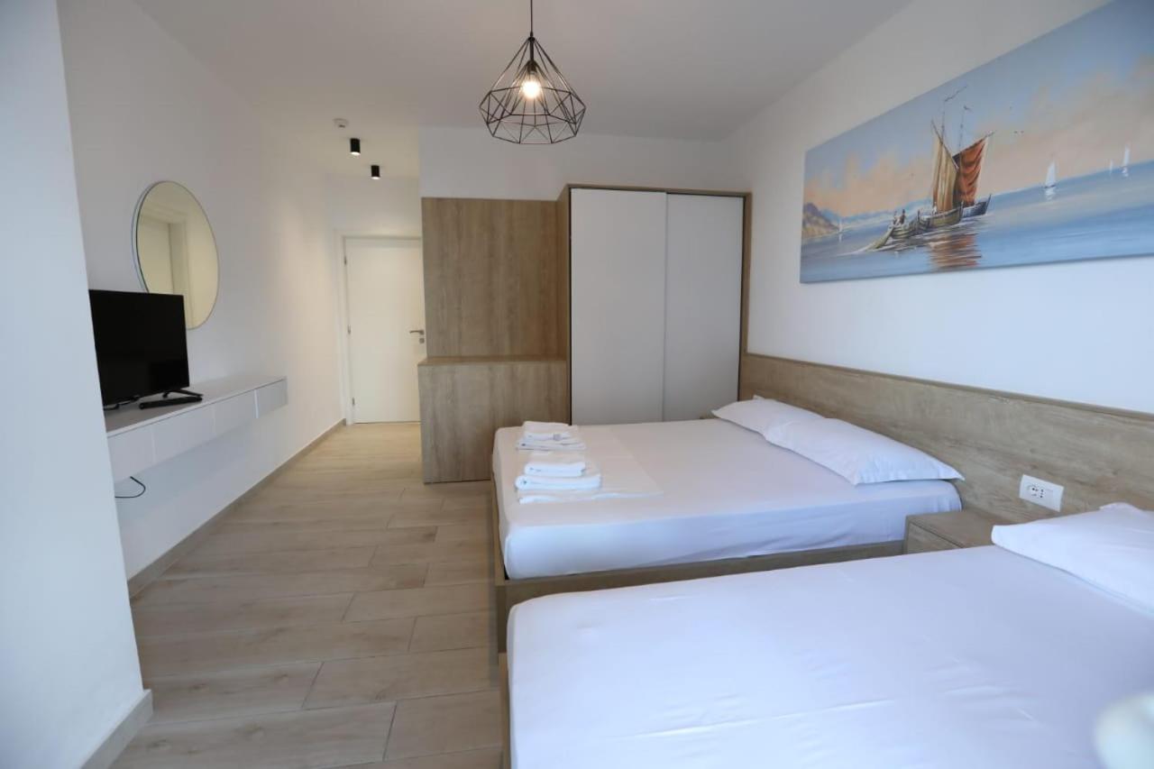 Apart-Hotel Alvi Sarandë Exterior foto